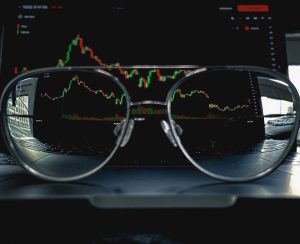 پیش بینی بورس شنبه 1 آذر 1404