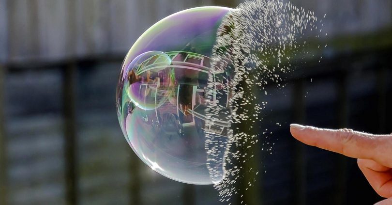 چگونه سهام حباب دار را تشخیص دهیم؟