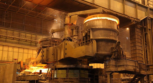 سهامداران "فولاد" بخوانند / سال طلایی در حوزه تولید فولاد خام