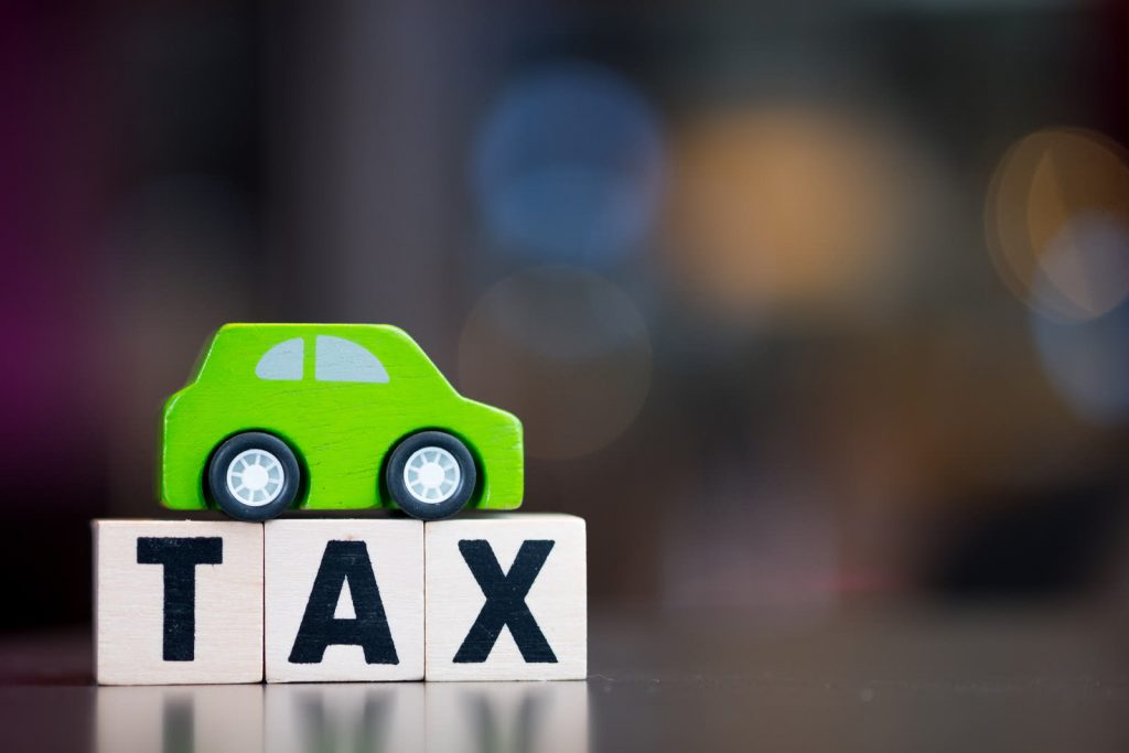 درخواست اعمال مالیات سنگین برای جلوگیری از جولان سوداگران خودرو