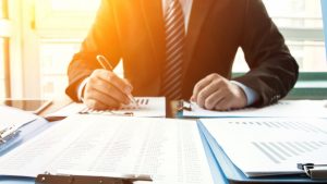 اعلام جزئیات عرضه بلوک 45.67 درصدی "معیار" با توافق چند سهامدار عمده