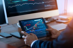 پیش بینی بازار بورس امروز - دوشنبه 13 دی ماه 1400