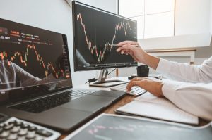 پیش بینی بورس امروز شنبه 11 تیر 1401