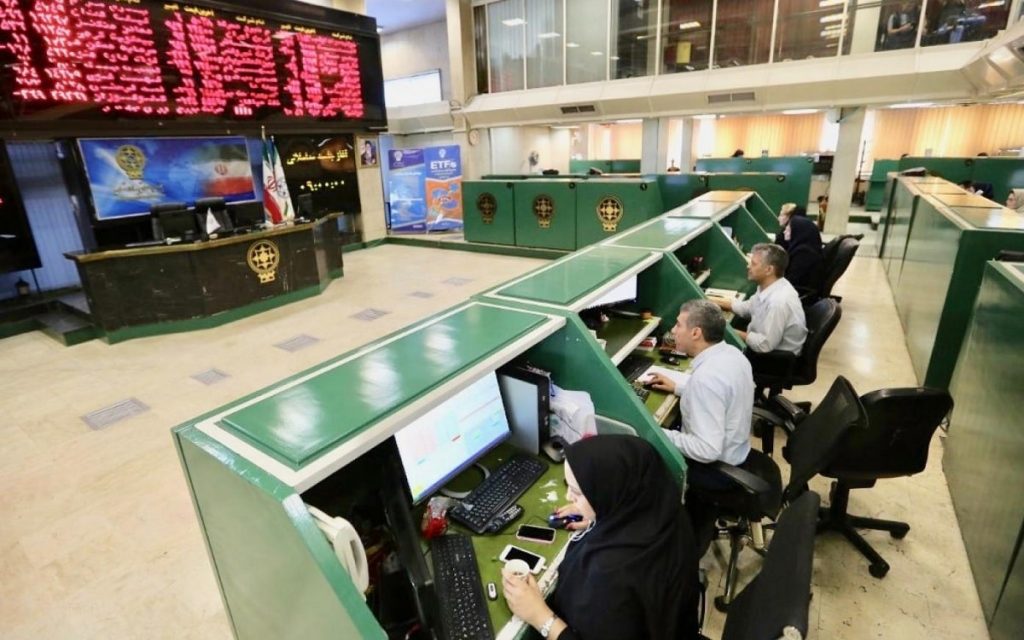 پیش بینی وضعیت بورس فردا سه شنبه 22 آذر 1401