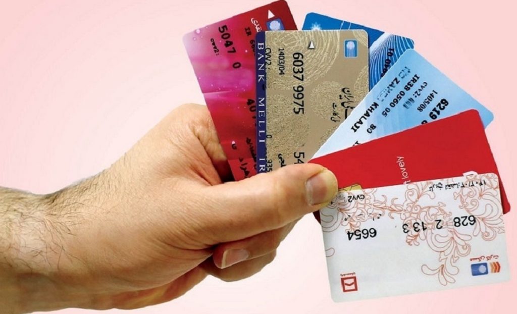 کارت ملی کارت بانکی شد/ تجمیع کارت های بانکی در کارت ملی هوشمند