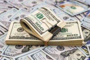 کاهش قیمت طلا و سکه در 11 آذرماه