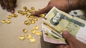 اختلاف قیمت سکه پیش فروش و بازاری