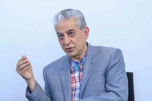 فردین آقابزرگی: بورس ارزنده تر از بازارهای موازی